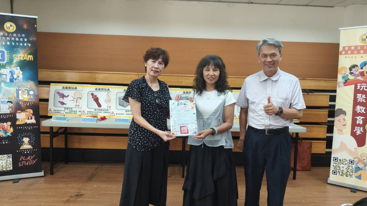 五寮國小傷害預防課程現場合影